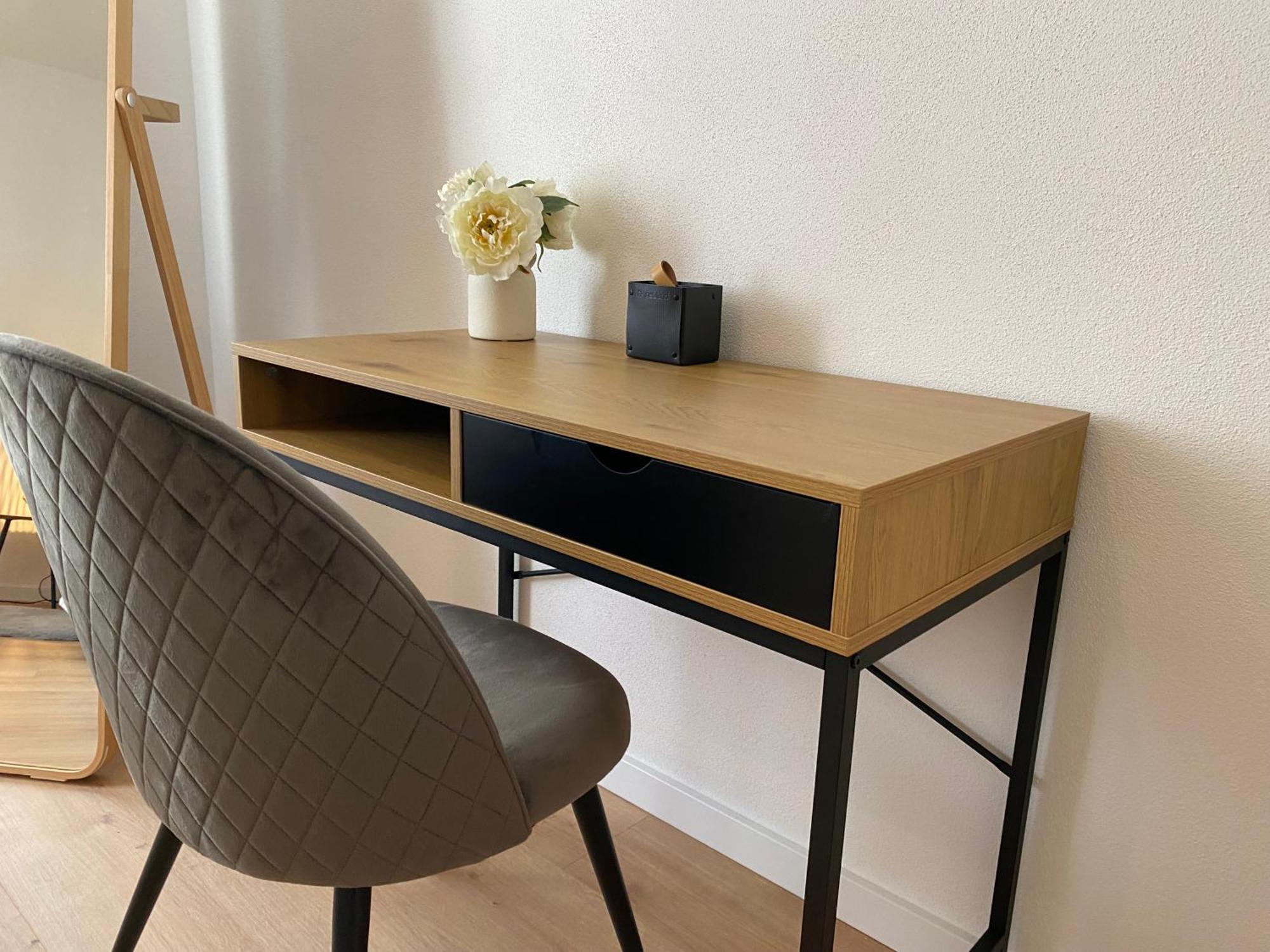 Modern Living Apartment - Naehe Krankenhaus, Altstadt, Bahnhof - 3-Zimmer Amberg Kültér fotó